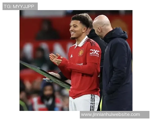 桑乔表现低迷被换下场5场比赛未能进球助攻引发热议